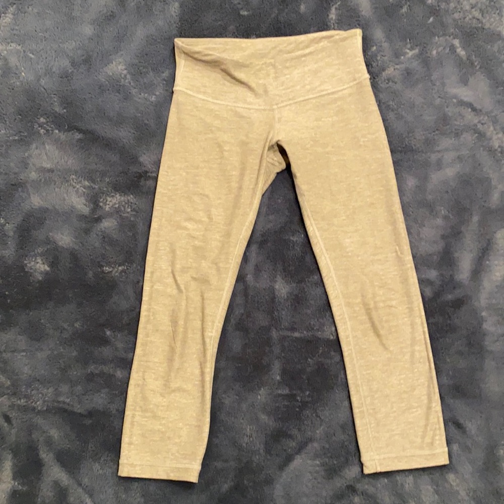 Heather grey lululemon crop legging